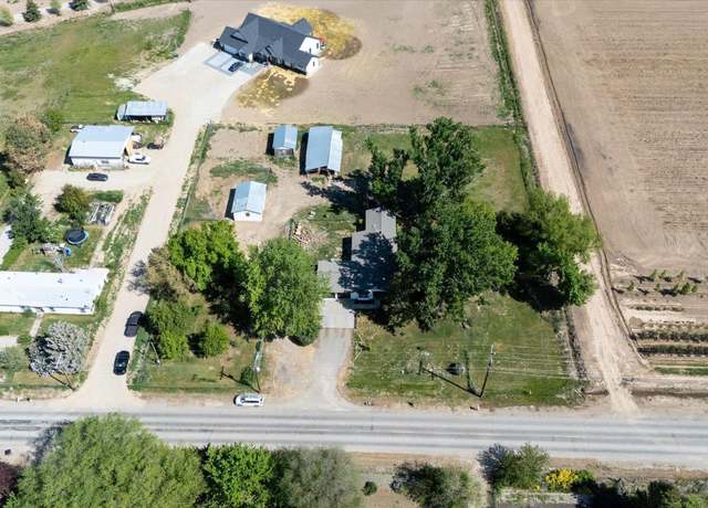 Property at 3220 W Idaho, Emmett, ID 83617, 4 beds, 2 baths