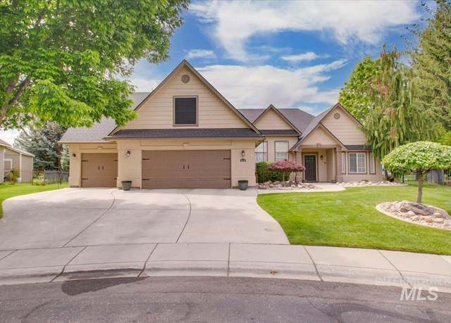 Property at 6119 N Harbor Town, Garden City, ID 83714, 5 beds, 3 baths