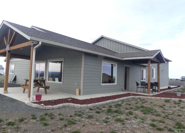 Property at 15144 Gray Chukar Dr, Lewiston, ID 83501, 3 beds, 2 baths