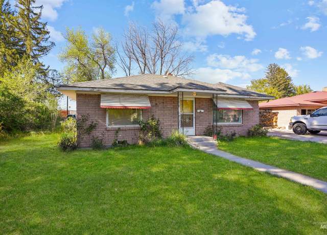 Property at 526 13th St, Rupert, ID 83350, 3 beds, 2 baths
