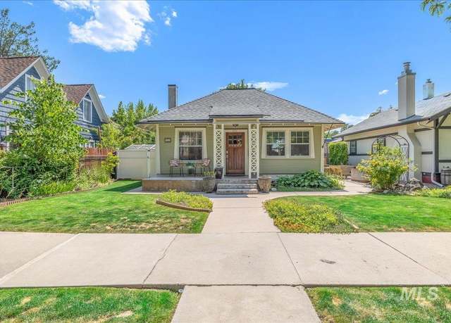 Property at 821 E State St, Boise, ID 83712, 3 beds, 2 baths