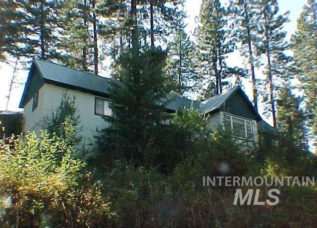 Property at 17 Summer Dr, Garden Valley, ID 83622, 2 beds, 2 baths