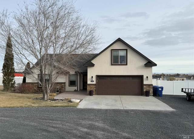 Property at 2486 E 3745, Twin Falls, ID 83301, 3 beds, 2 baths