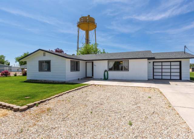 Property at 101 Patton St, Marsing, ID 83639-5103, 3 beds, 2 baths