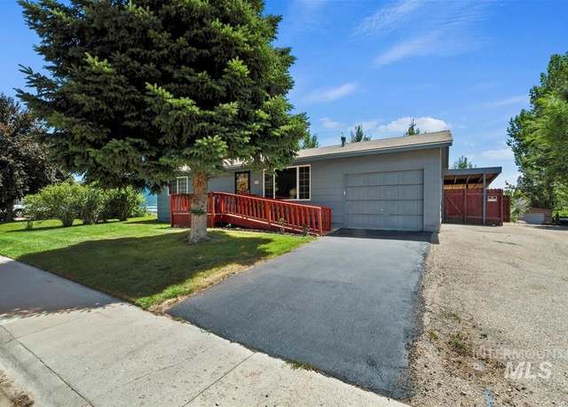 Property at 2601 E Denver, Nampa, ID 83687, 2 beds, 2 baths