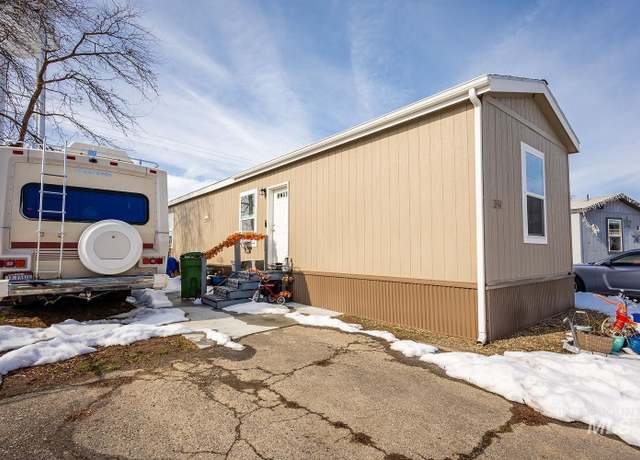 Property at 100 NW 16th St #39, Fruitland, ID 83619, 2 beds, 2 baths