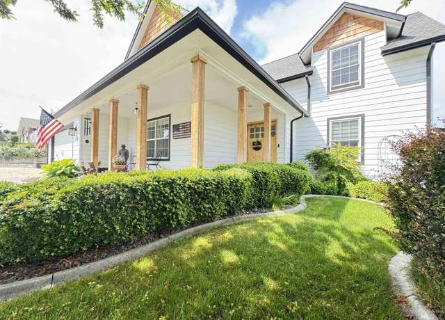 Property at 1128 30th St, Lewiston, ID 83501, 4 beds, 3 baths
