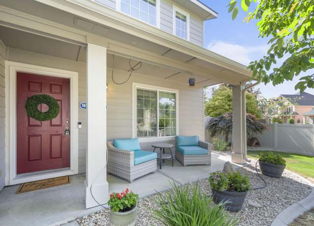 Property at 2824 NW 11th Ave, Meridian, ID 83646-6314, 4 beds, 2.5 baths
