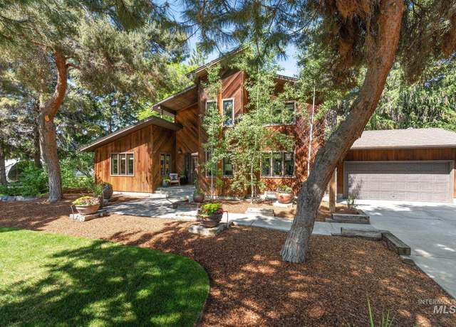 Property at 3170 Merlin Dr, Idaho Falls, ID 83404, 3 beds, 2.5 baths