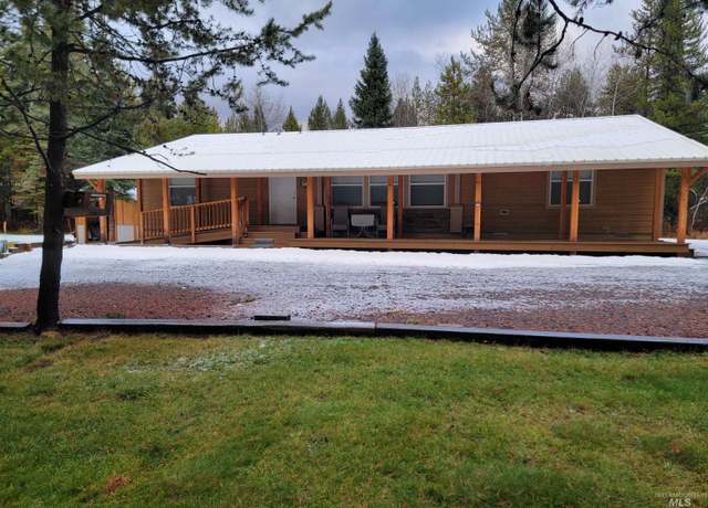 Property at 150 Camas Ln, Donnelly, ID 83615, 3 beds, 2 baths