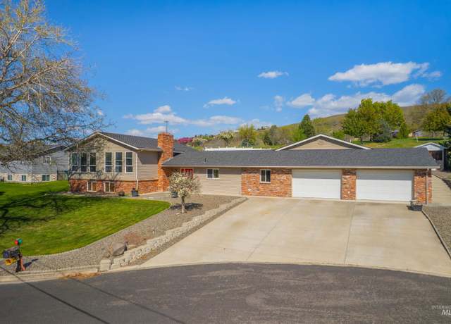 Property at 3413 Bluebird Cir, Lewiston, ID 83501, 4 beds, 6 baths