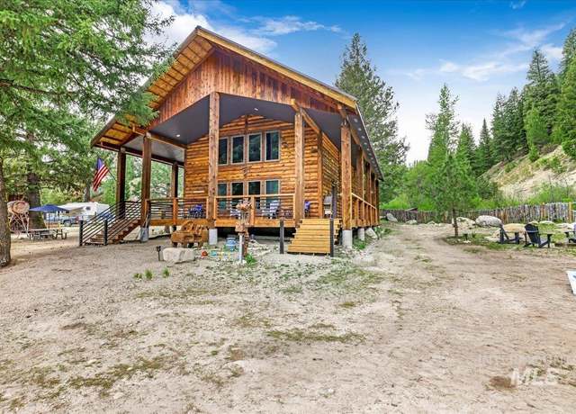Property at 7040 N Rocky Bar Rd, Mountain Home, ID 83647-0000, 3 beds, 2 baths