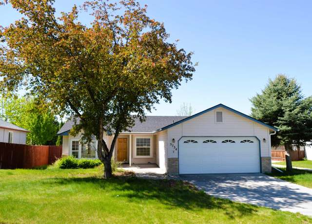 Property at 5734 S Flax Pl, Boise, ID 83716, 3 beds, 2 baths