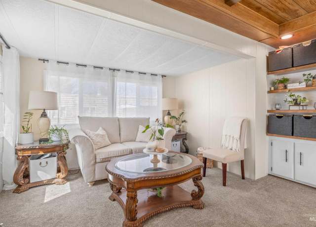 Property at 198 South Hills Rd #115, Twin Falls, ID 83301, 3 beds, 2 baths