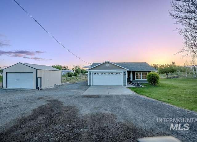 Property at 533 Smokey Mountain Dr, Jerome, ID 83338-6498, 3 beds, 2 baths