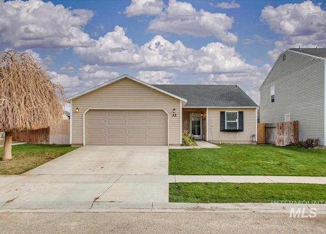 Property at 32 N Amanda Dr, Nampa, ID 83651, 3 beds, 2 baths