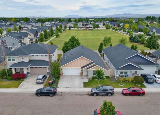 Property at 110 W Yosemite St, Meridian, ID 83646, 3 beds, 2 baths