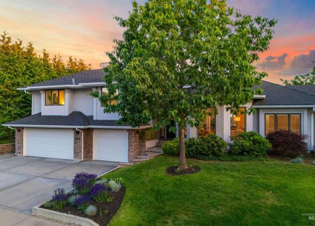 Property at 1301 E Candleridge Dr, Boise, ID 83712-6505, 4 beds, 2.5 baths