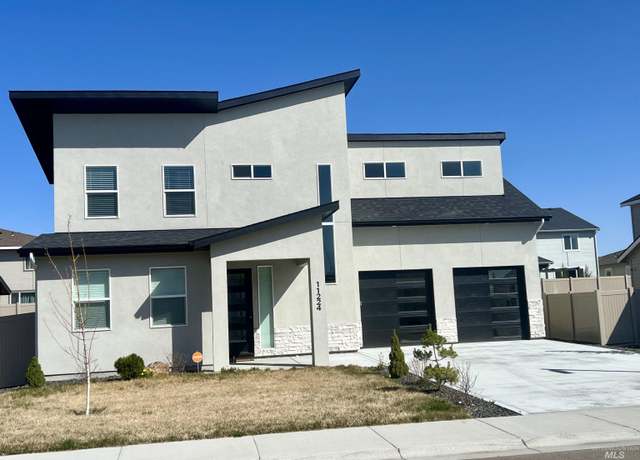 Property at 11224 White River St, Caldwell, ID 83605, 4 beds, 2.5 baths