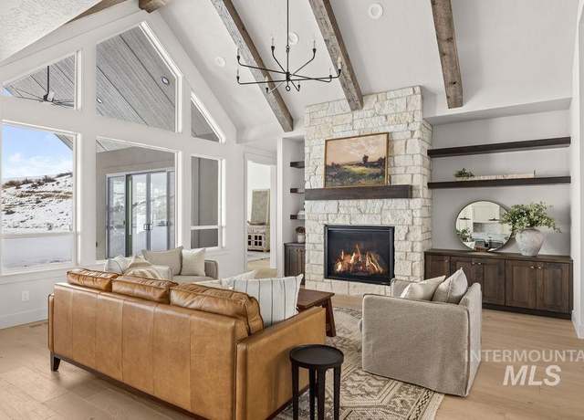 Property at 11000 N Elk Ridge Way, Boise, ID 83714, 4 beds, 3.5 baths