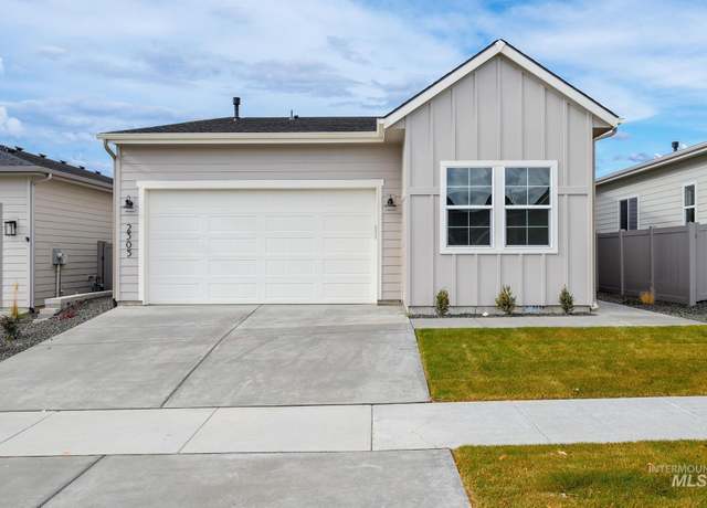 Property at 2305 N Oakman Ave, Star, ID 83669, 2 beds, 2 baths