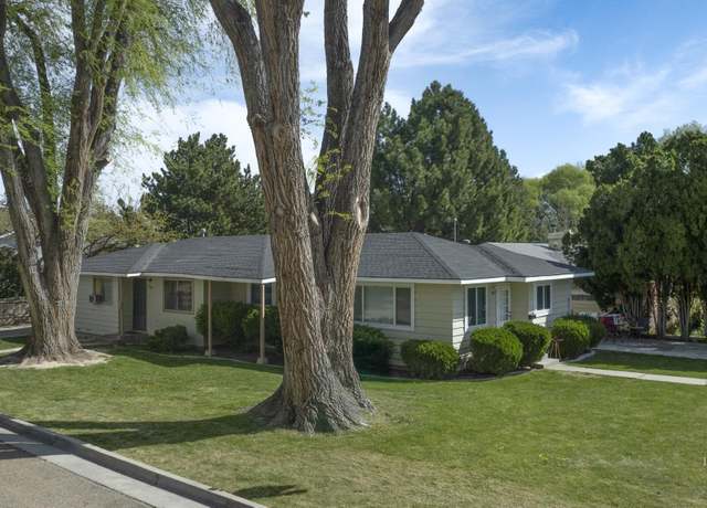 Property at 1905 Ray Ave, Caldwell, ID 83605, 4 beds, 2 baths