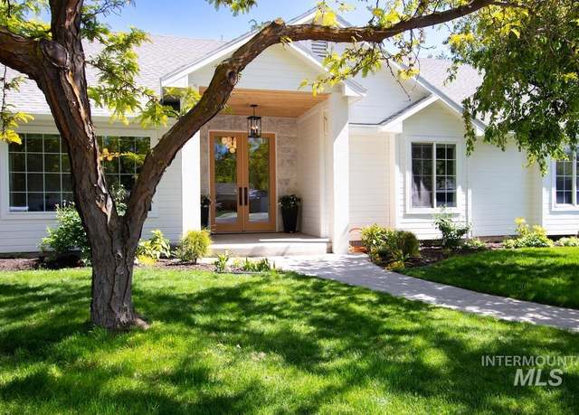 Property at 2801 E Red Tail Ct, Eagle, ID 83616, 3 beds, 2 baths