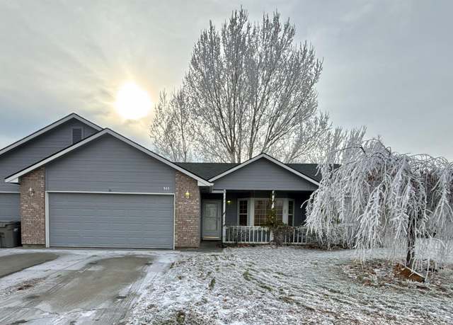 Property at 945 Poplar Dr, Mountain Home, ID 83647, 3 beds, 2 baths