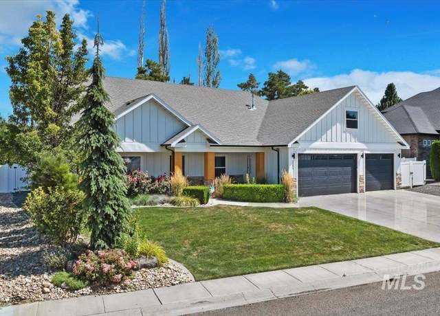 Property at 1131 Cole St, Kimberly, ID 83341, 5 beds, 3 baths