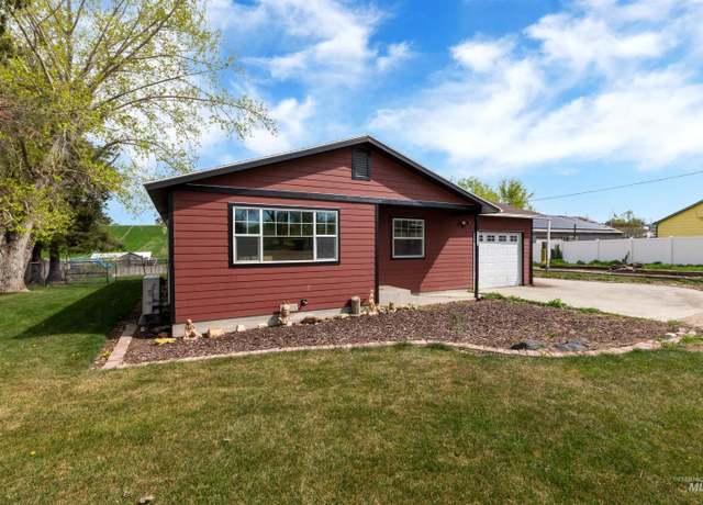 Property at 28426 Peckham Rd, Wilder, ID 83676, 3 beds, 1.5 baths