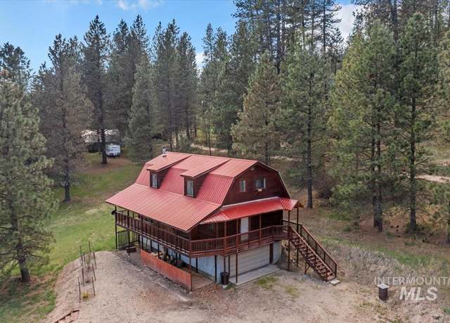 Property at 15 Crossbow Rd, Garden Valley, ID 83622, 3 beds, 2 baths