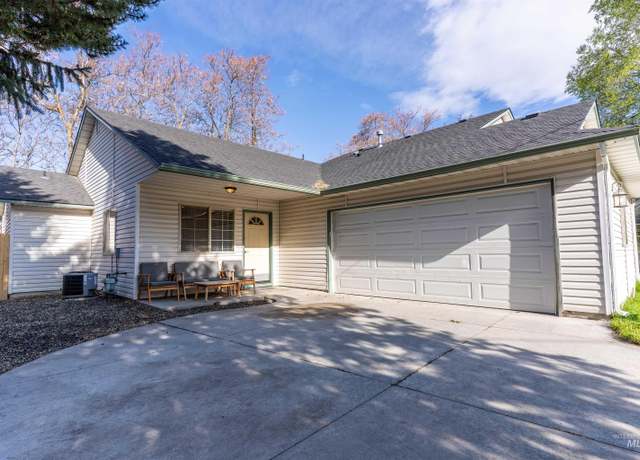 Property at 2245-2247 S Amy Ave, Boise, ID 83706-4403, 6 beds, 4 baths