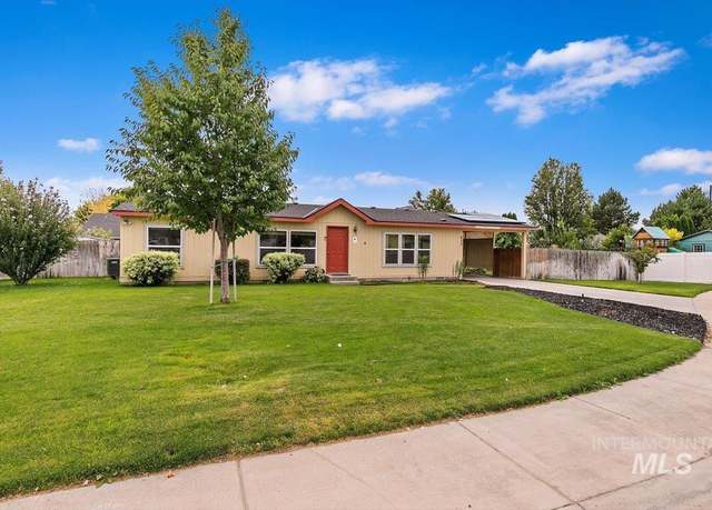 Property at 933 W Brookwood Ct, Nampa, ID 83686, 3 beds, 2 baths