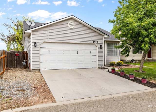 Property at 2412 E Cinnamon Ln, Nampa, ID 83687, 3 beds, 2 baths