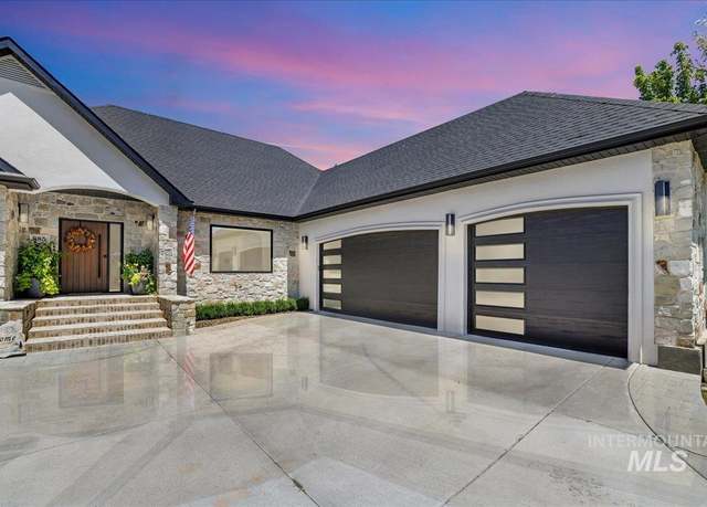 Property at 685 Canyon Park Ave, Twin Falls, ID 83301, 4 beds, 3 baths