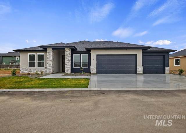 Property at 4662 N Arches Ave, Meridian, ID 83646, 3 beds, 2.5 baths