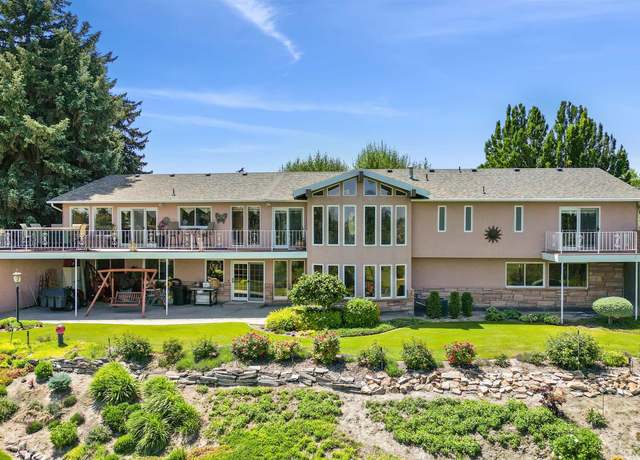Property at 15 Van Engelen Rd, Burley, ID 83318-5445, 4 beds, 4 baths