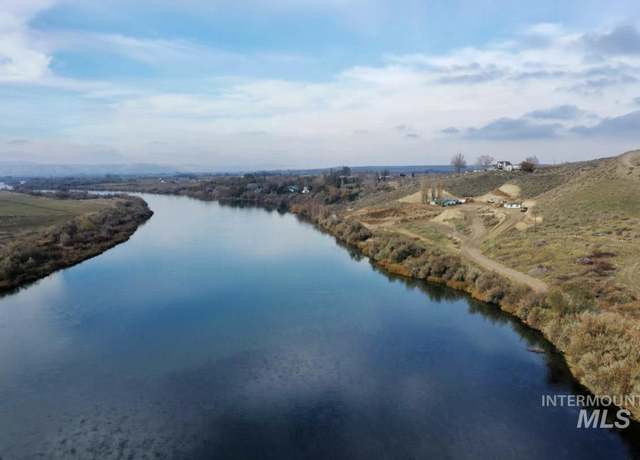 Property at 20383 River Point Ln, Wilder, ID 83676