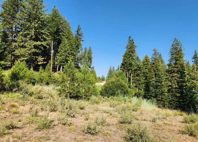 Property at 16 16 Sarah Way, Cascade, ID 83611