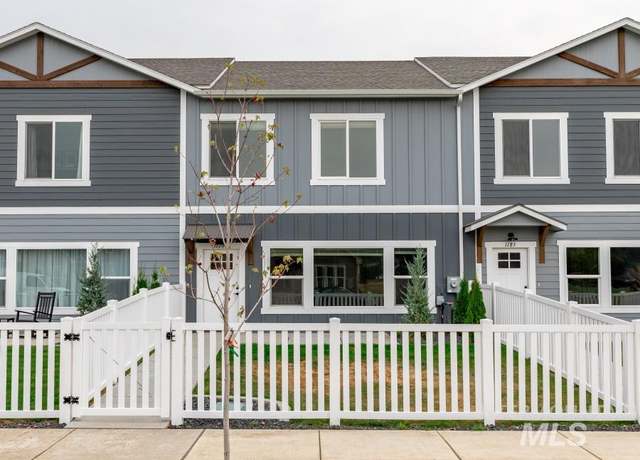 Property at 1179 Edington Ave, Moscow, ID 83843, 3 beds, 2 baths