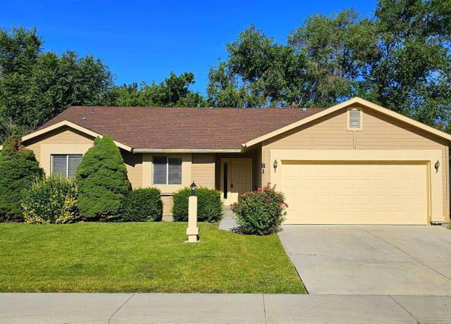 Property at 81 N Mirage St, Nampa, ID 83651, 3 beds, 2 baths