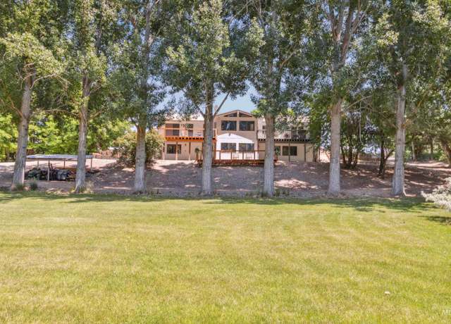 Property at 7771 Elmore Rd, Fruitland, ID 83619, 4 beds, 3 baths