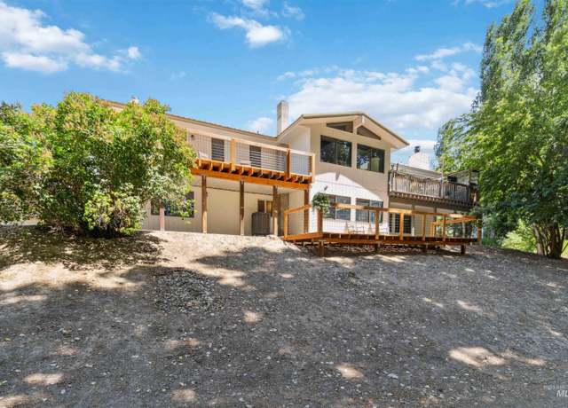 Property at 7771 Elmore Rd, Fruitland, ID 83619, 4 beds, 3 baths