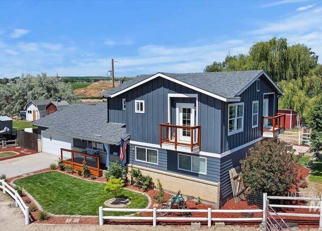 Property at 15916 Hill Top Cir, Wilder, ID 83676, 4 beds, 3 baths