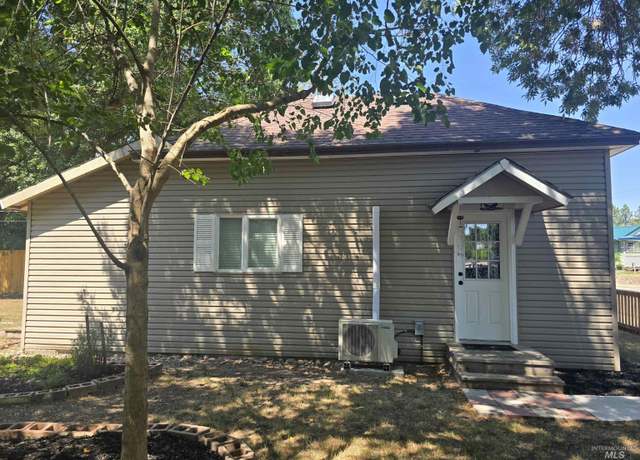 Property at 641 W Main, Weiser, ID 83672, 2 beds, 1 bath