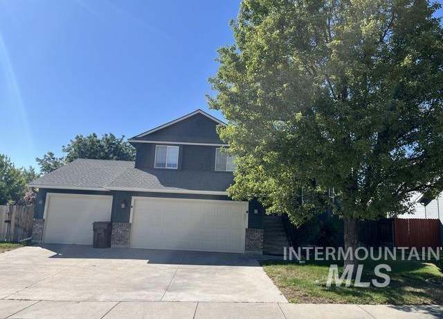 Property at 6067 S Plateau View Way, Boise, ID 83716, 4 beds, 2.5 baths