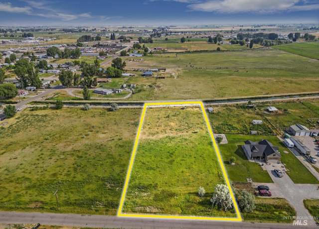 Property at 390 W 450 S, Heyburn, ID 83336