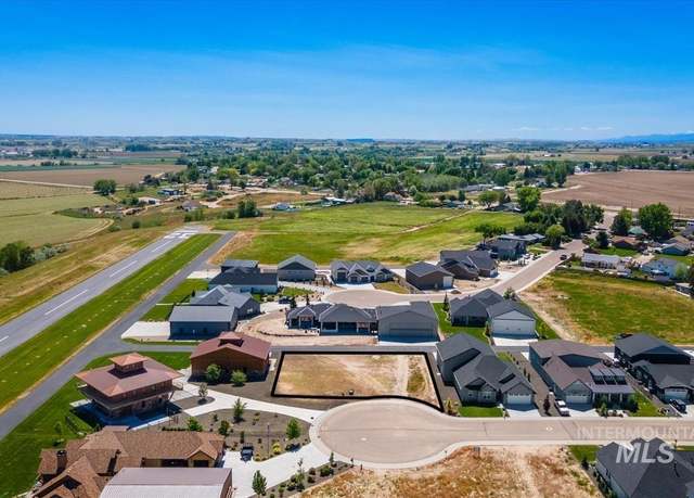 Property at 21325 Cessna Ct, Greenleaf, ID 83626