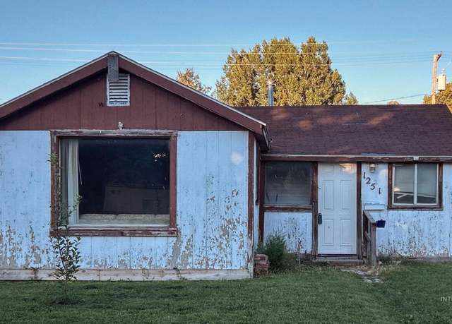 Property at 1251 Almo Ave, Burley, ID 83318, 1 bed, 1 bath