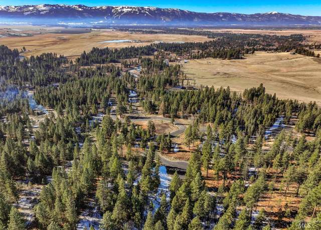 Property at Lot 18 Hideout Dr, Donnelly, ID 83615